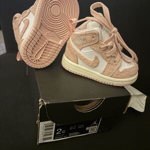 Nike Kids Sneakers - Soft Pink and White